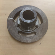 Load image into Gallery viewer, Crankshaft Pulley 3114C041
